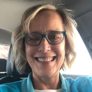 Meet your Posher, Julie